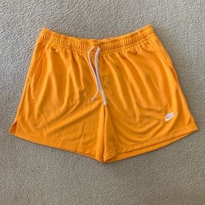 Nike Men’s Shorts | Standard Fit Above Knee | size XL | Gold | NWT